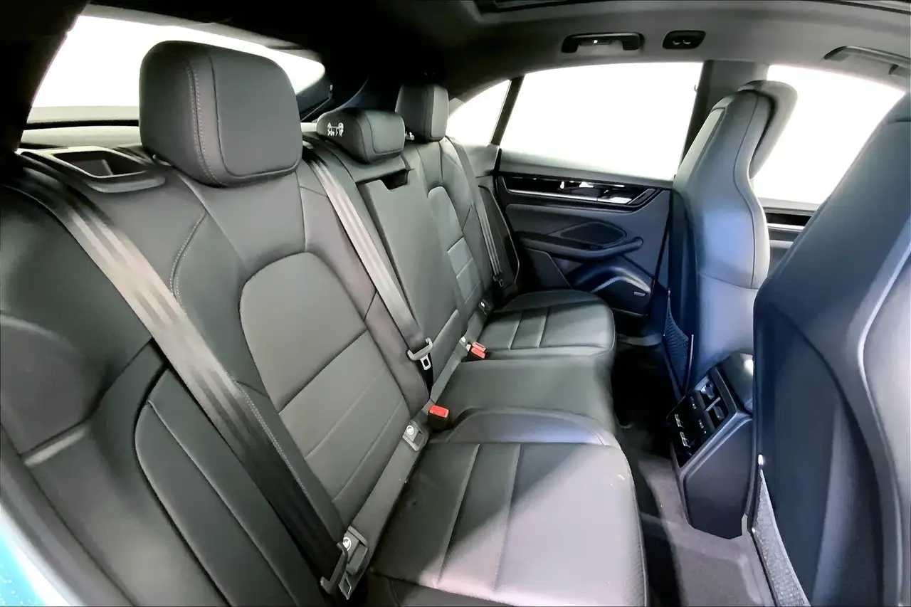 Porsche Macan снимка Porsche Macan