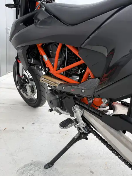 KTM 690 SMC R - foto 8