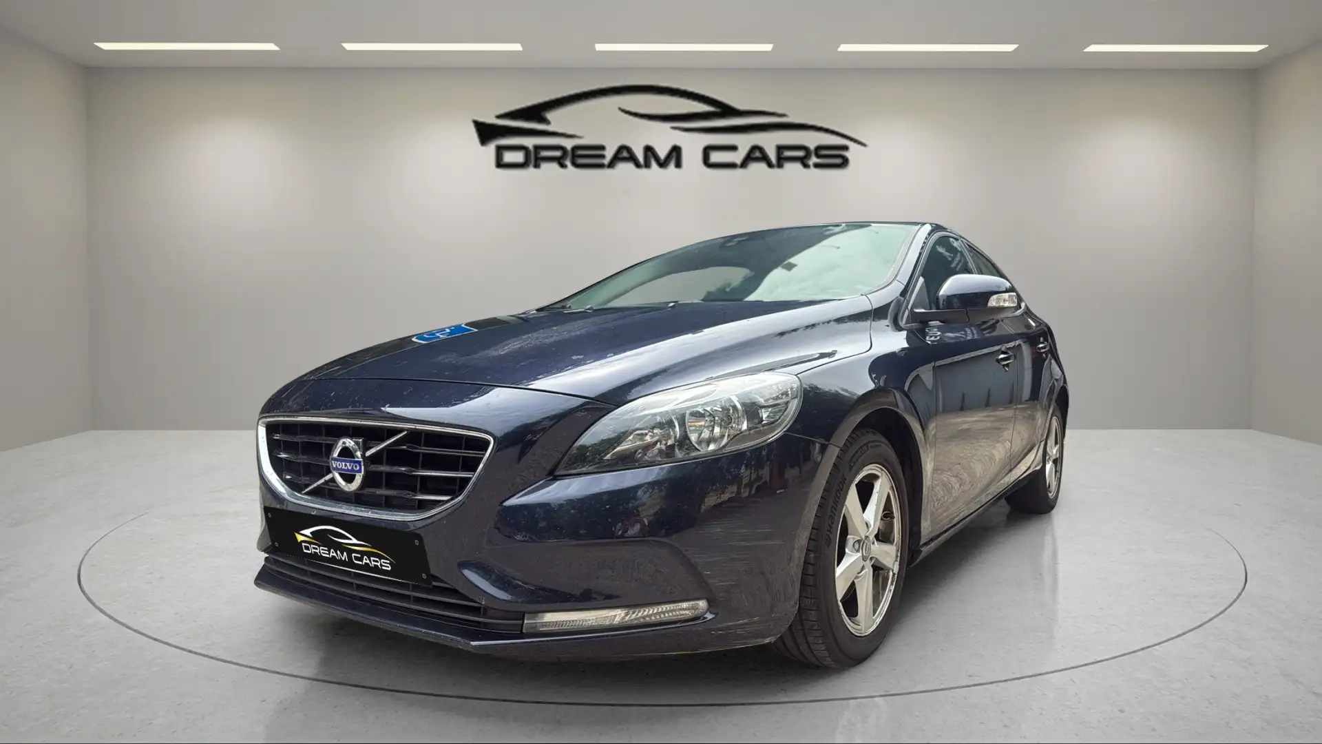 Volvo V40 D2 Kinetic 120 Blau - 1