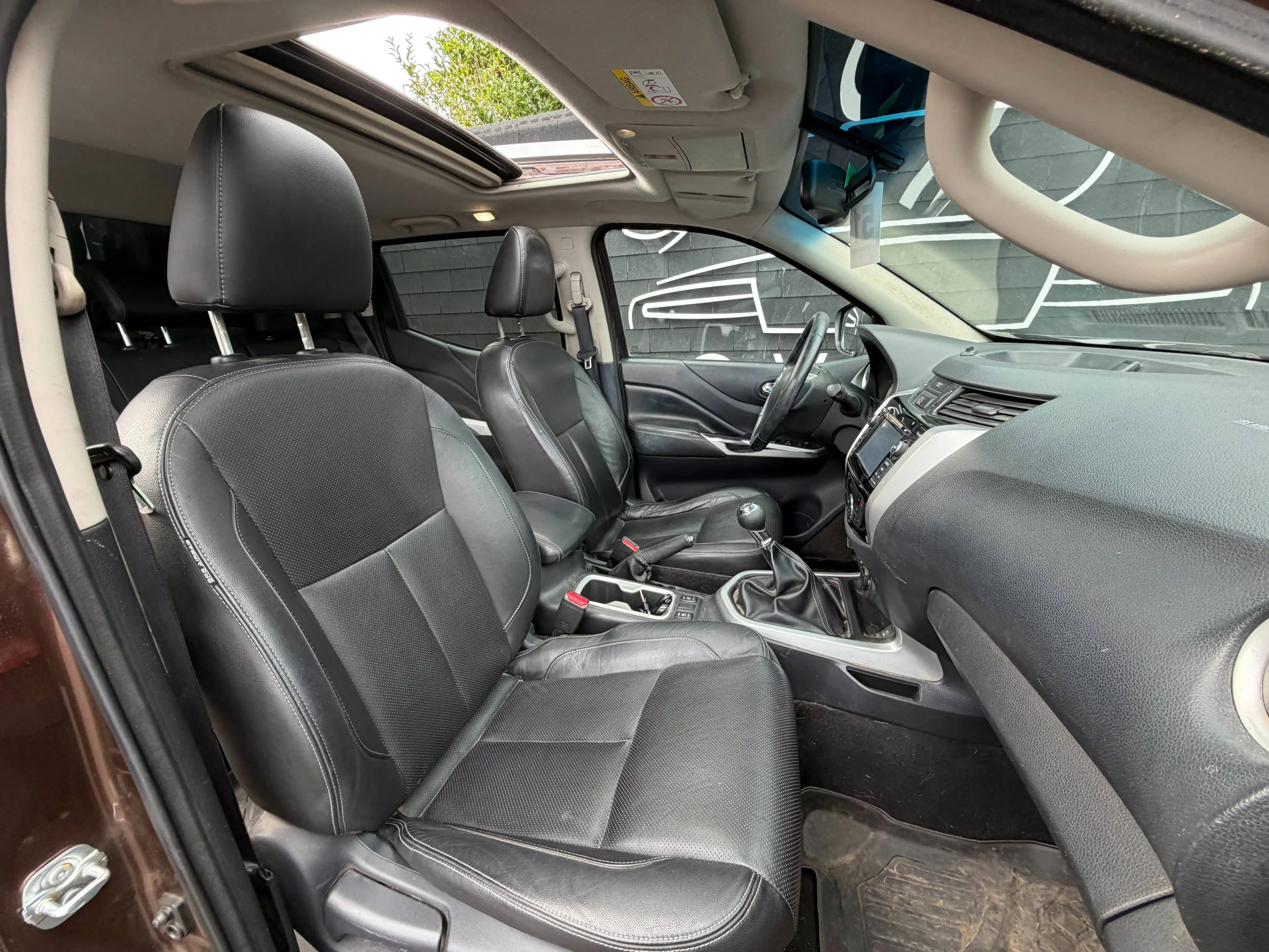 Nissan Navara 2.3 dCi 4WD Np300+NAVI+CAMERA 360+TOIT OUVR+CUIR — photo 13