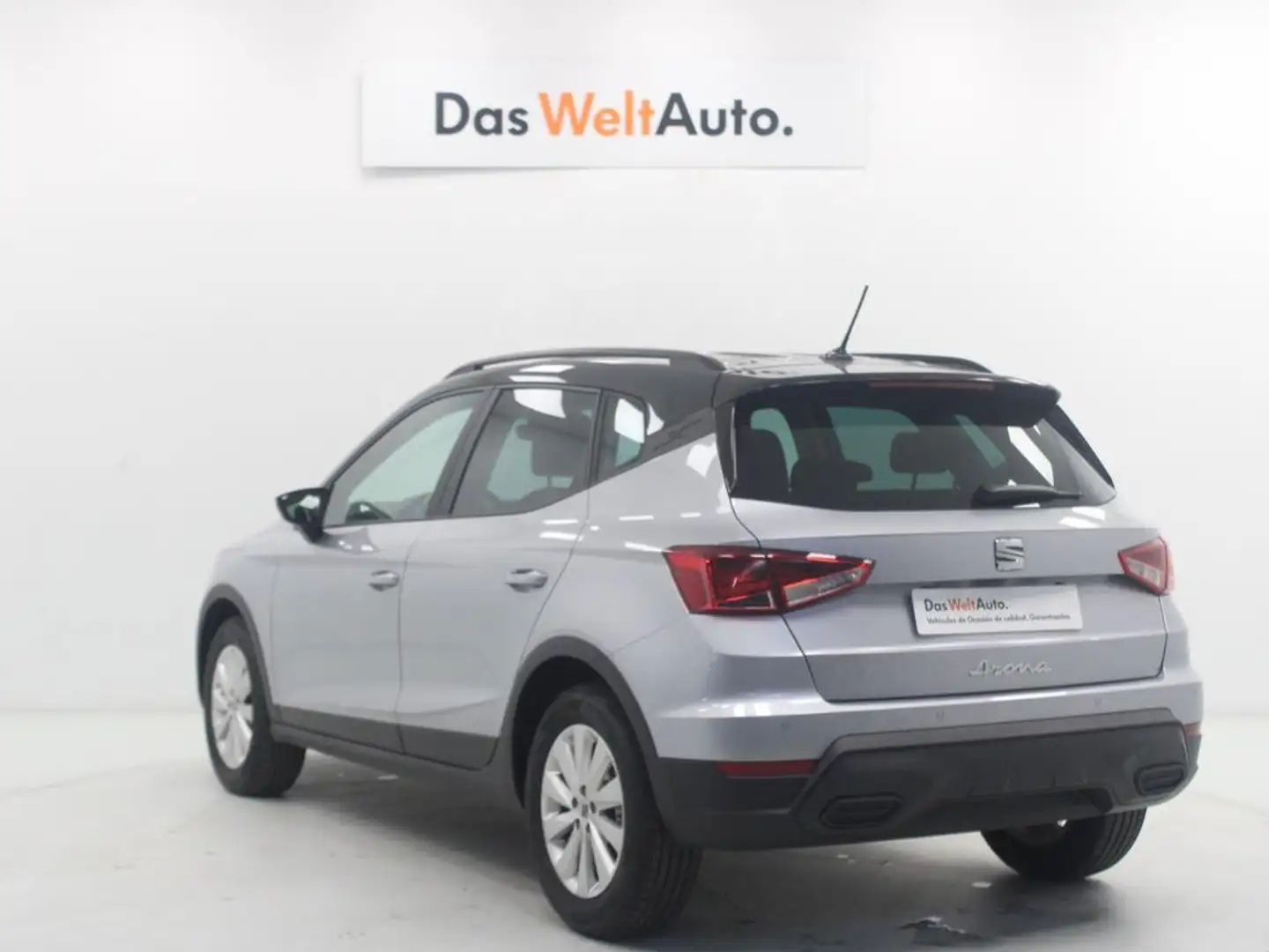 SEAT Arona 1.0 TSI S&S Style DSG7 XM 110 Plateado - 2