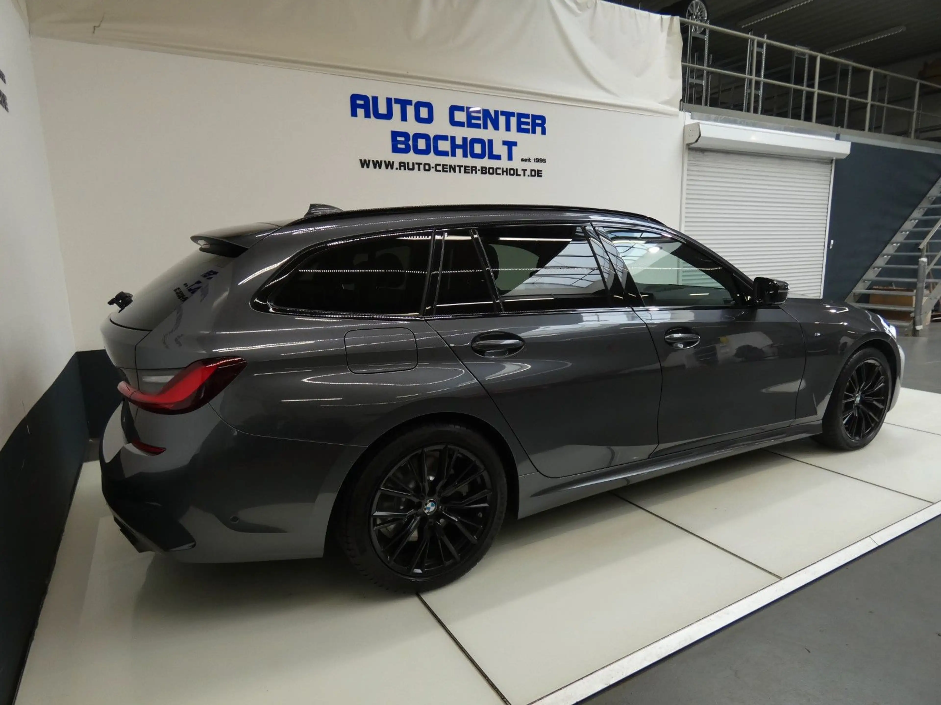 BMW 330 d xDrive M Sport*Panorama*HUD*DAB*ACC*Laser — photo 9