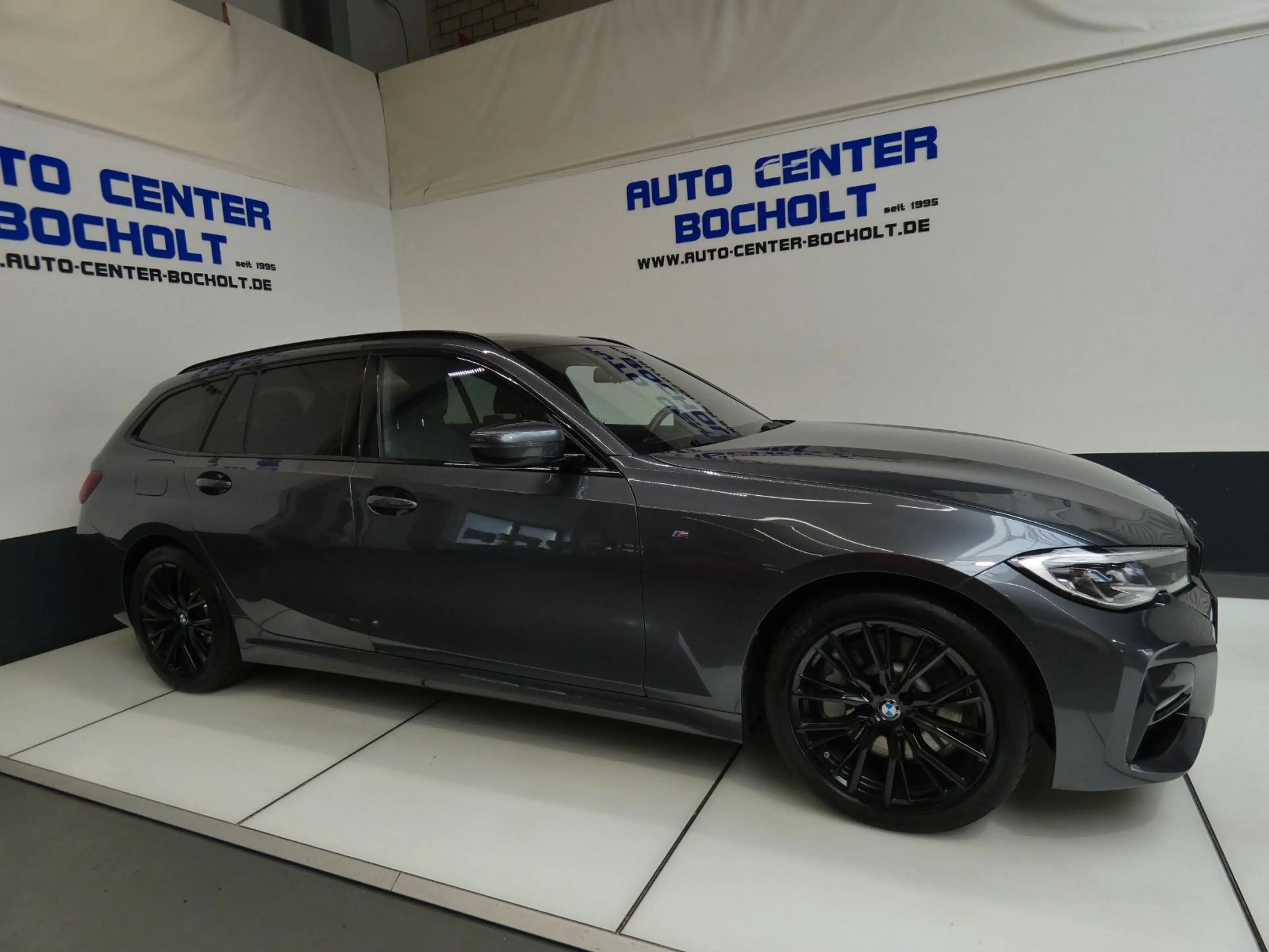 BMW 330 d xDrive M Sport*Panorama*HUD*DAB*ACC*Laser — photo 4