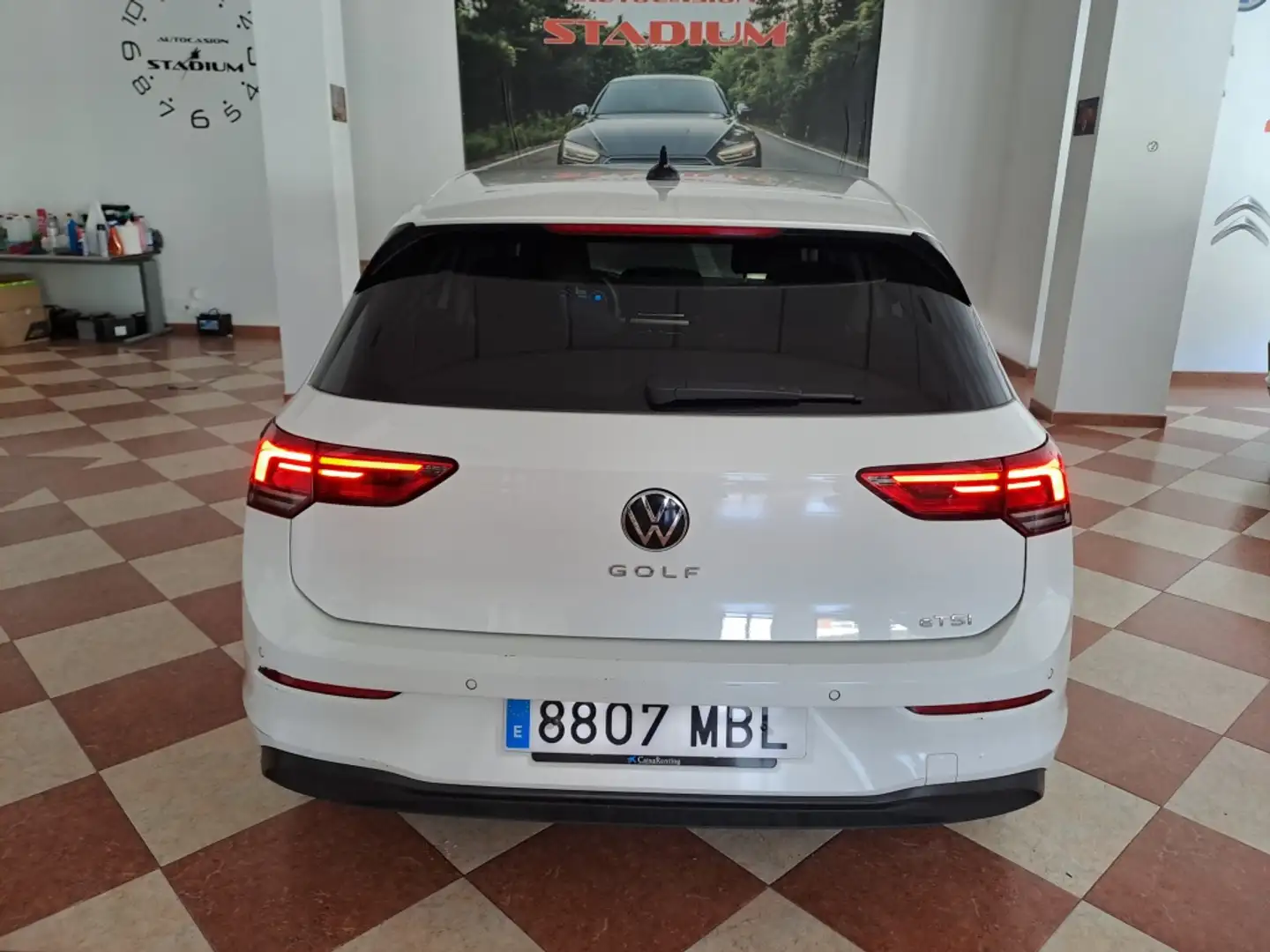 Volkswagen Golf 1.0 eTSI Life DSG 81kW Blanco - 1