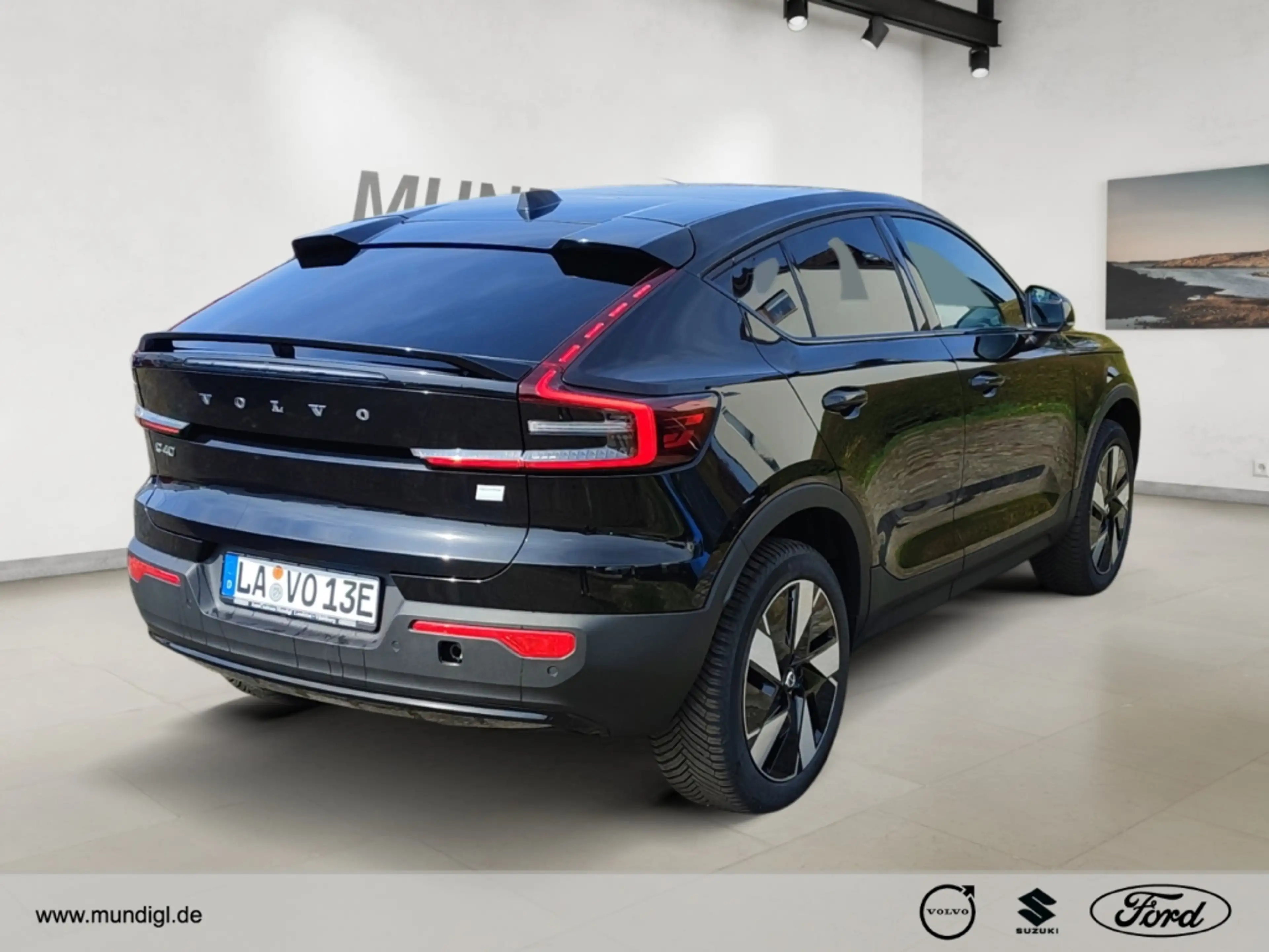 Volvo C40 Plus NAVI AHK PANO ACC RFK Klimaaut SHZ LRH LED TE — photo 5