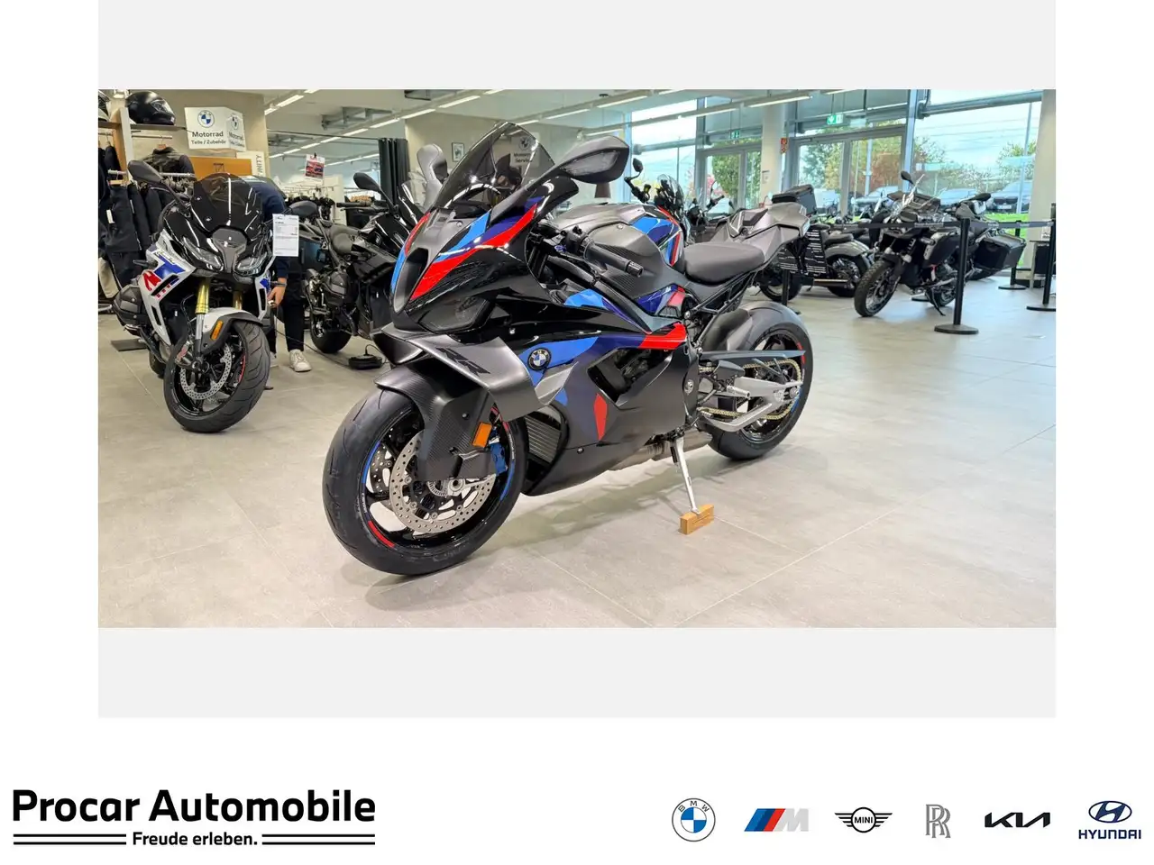 BMW M 1000 RR