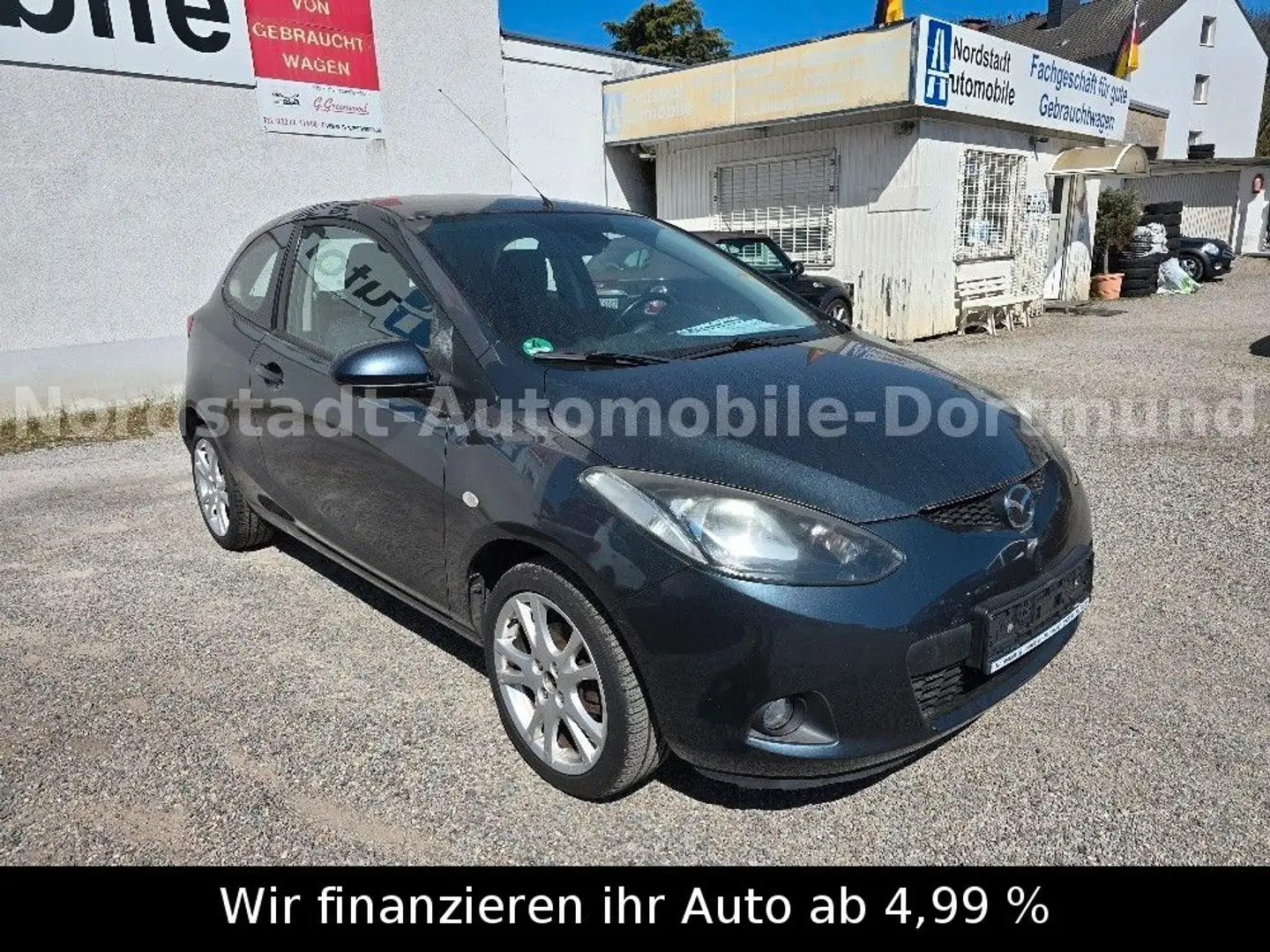 Mazda 2 Lim. 1.4 CD Independence Sport Gris - 2