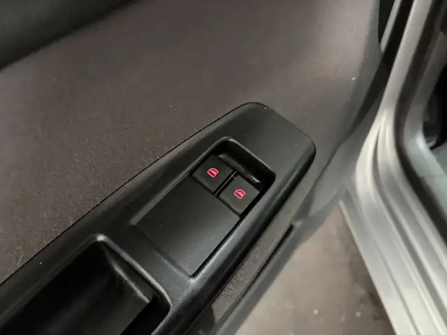 Volkswagen Polo view 7