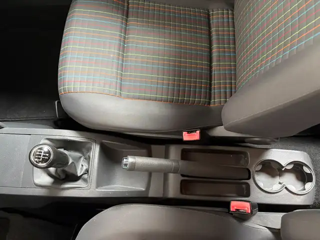 Volkswagen Polo view 14