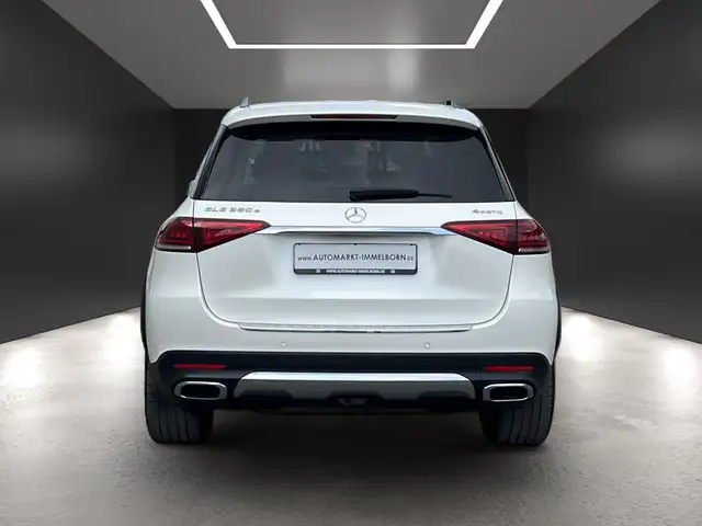 Mercedes-Benz Gle view 9
