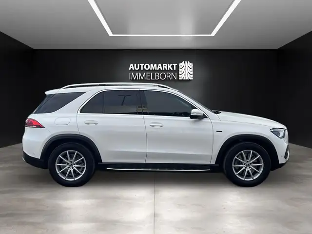 Mercedes-Benz Gle view 11
