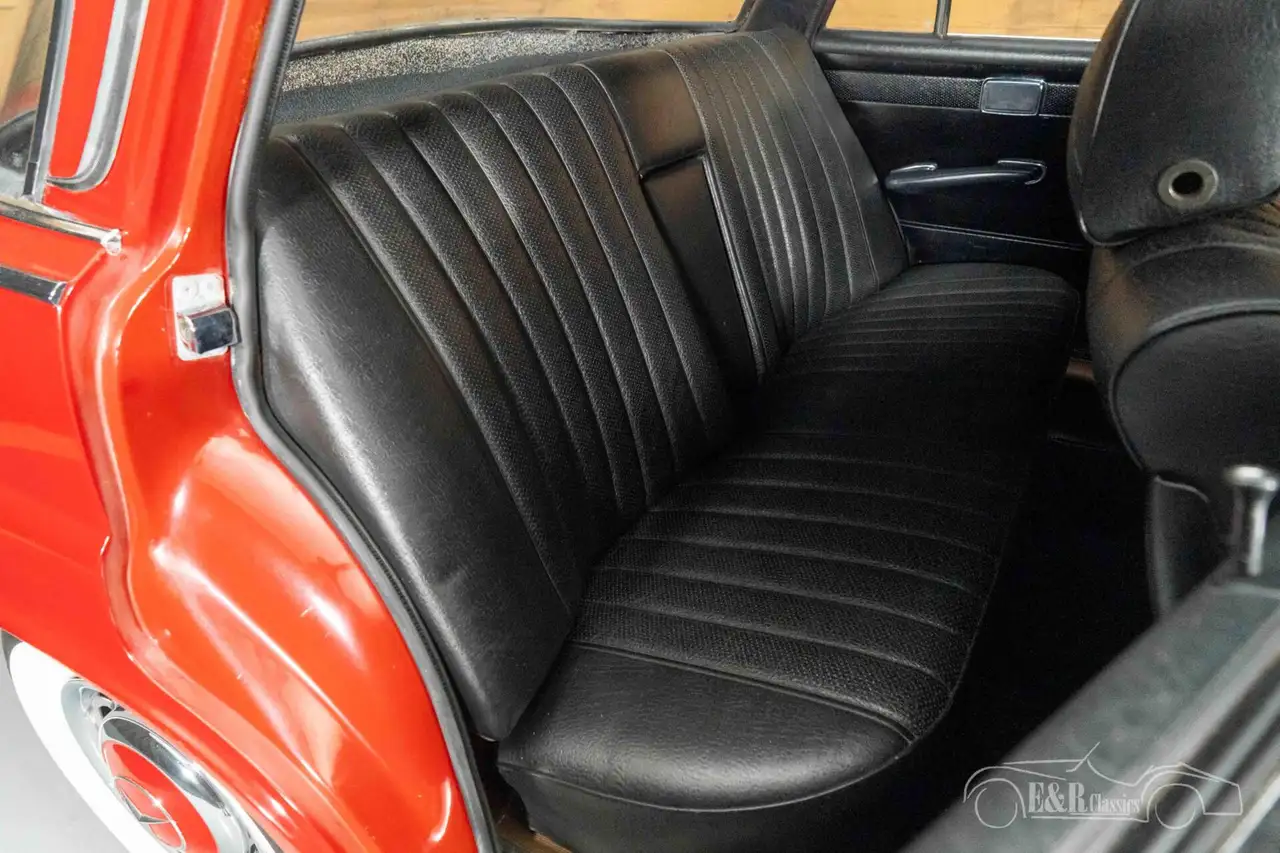 Mercedes-Benz 230 S Sedan | 1965, foto 7
