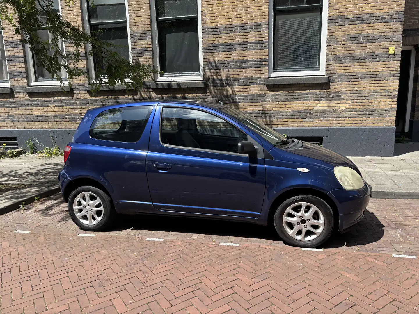 Toyota Yaris 1.0 linea sol - 2