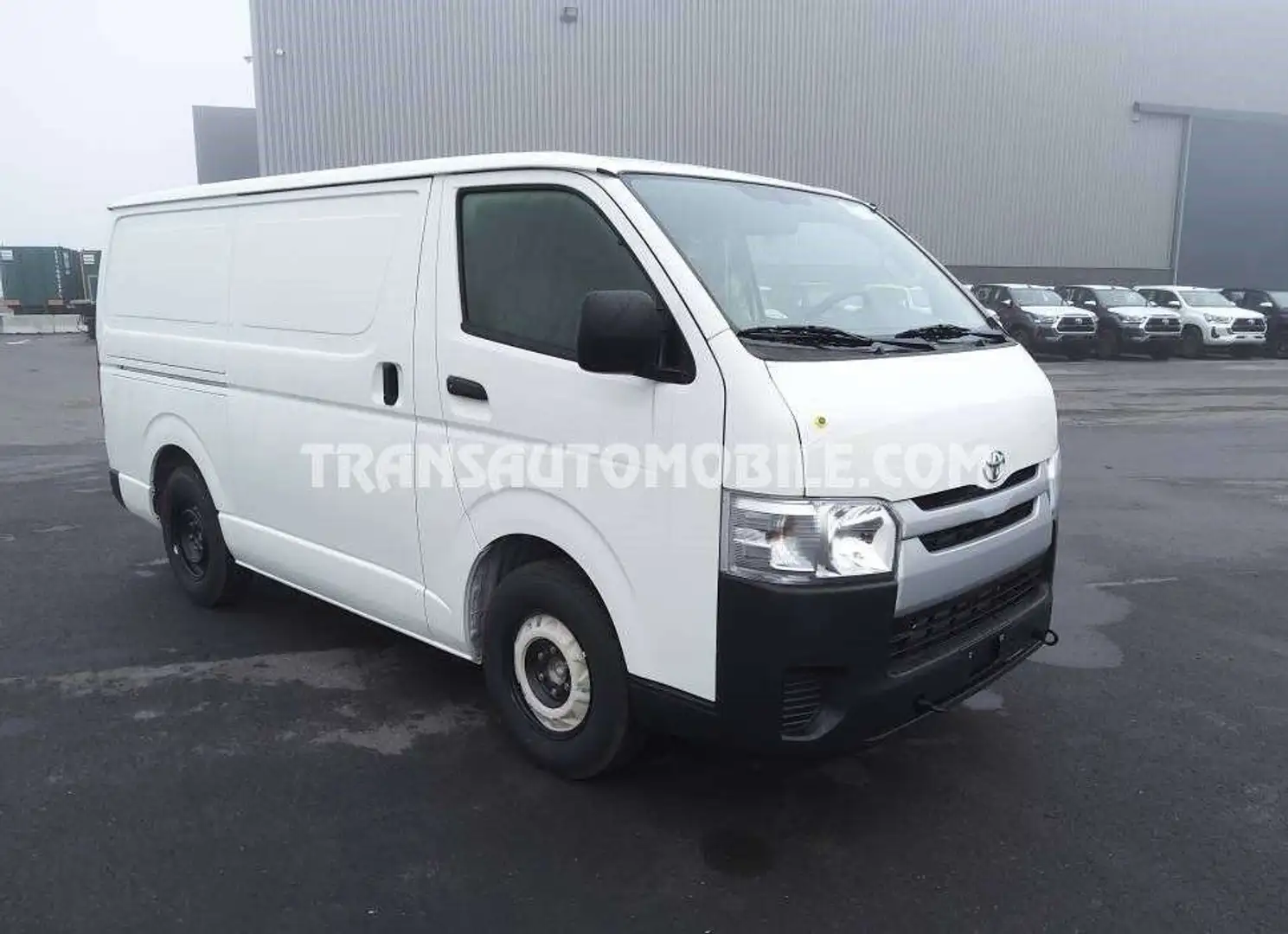Toyota Hiace STANDARD ROOF  - EXPORT OUT EU TROPICAL VERSION - Weiß - 1