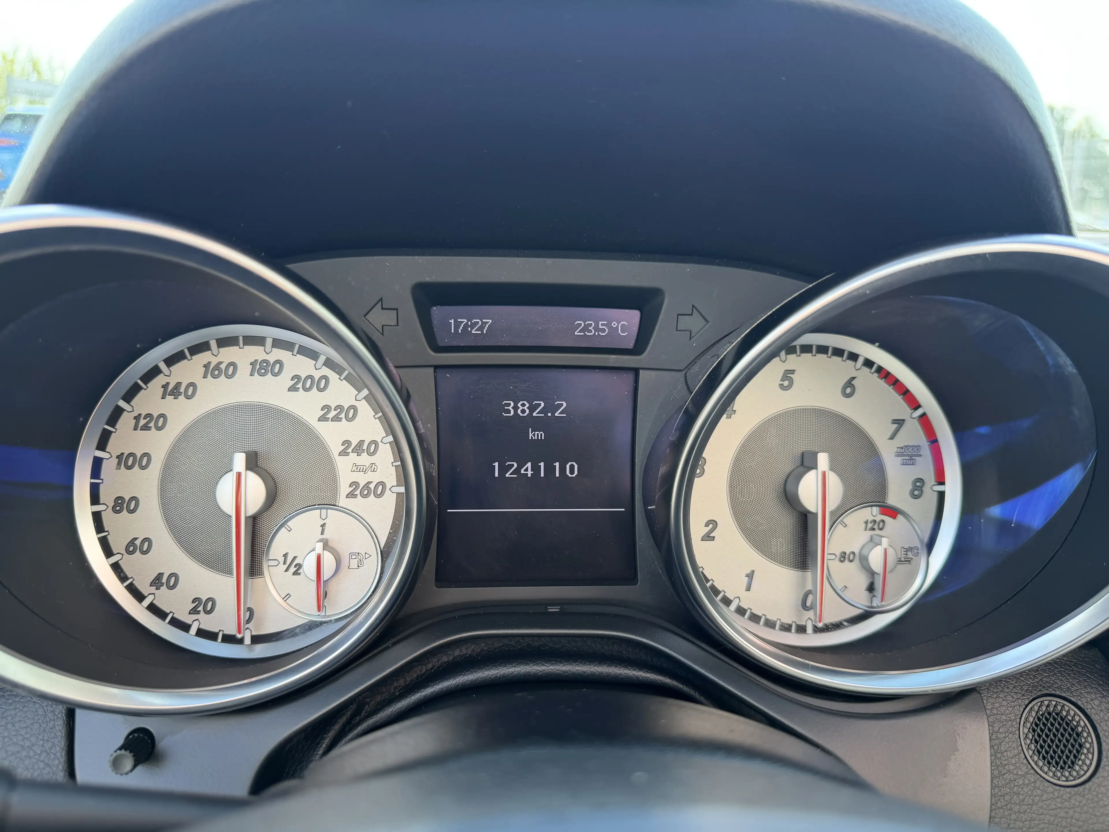 Mercedes-Benz SLK 200 BlueEfficiency — photo 14