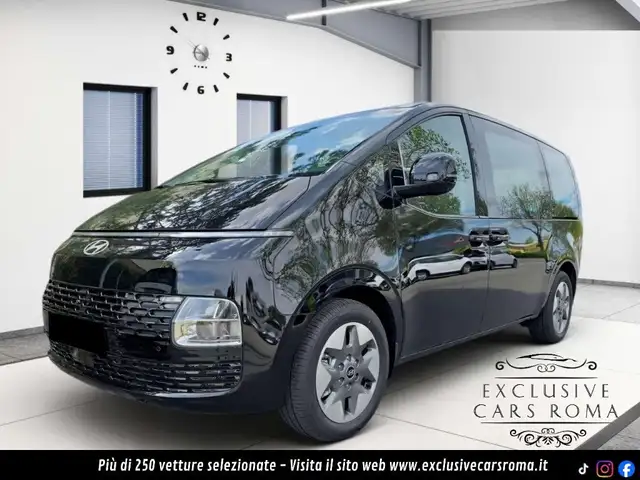 Hyundai STARIA 1.6 HEV AT 2WD 9 posti + IVA