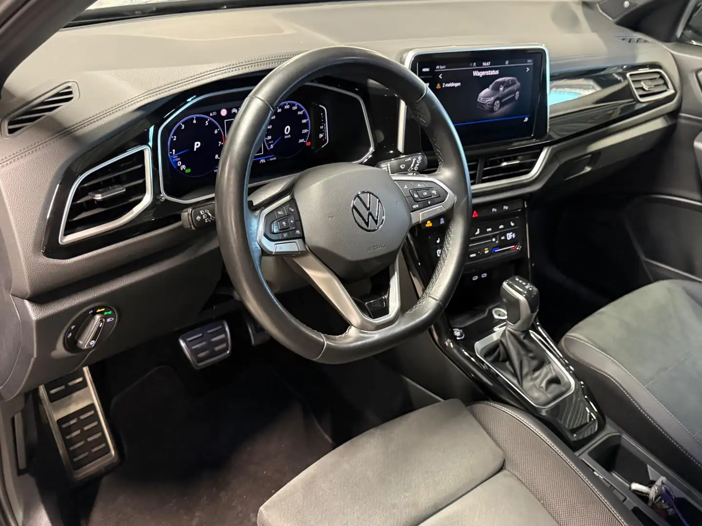 Volkswagen T-Roc 1.5 TSI R-Line Automaat| 2024|Camera!! - 2