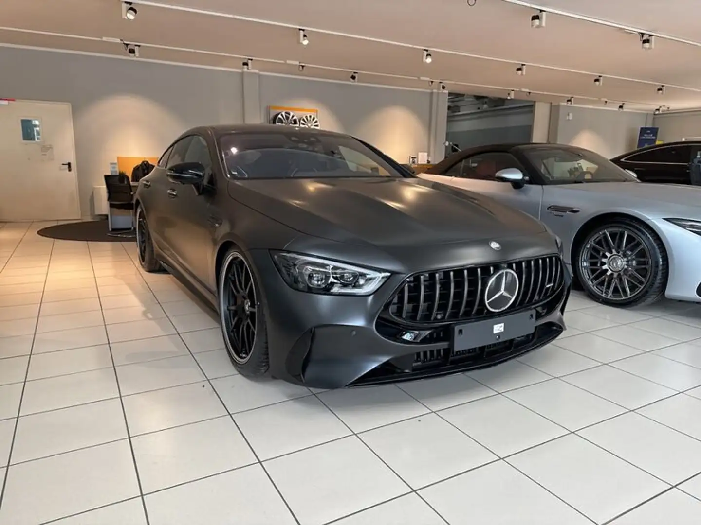Mercedes-Benz AMG GT 63 E-Performance 4Matic+ AMG S Grey - 1