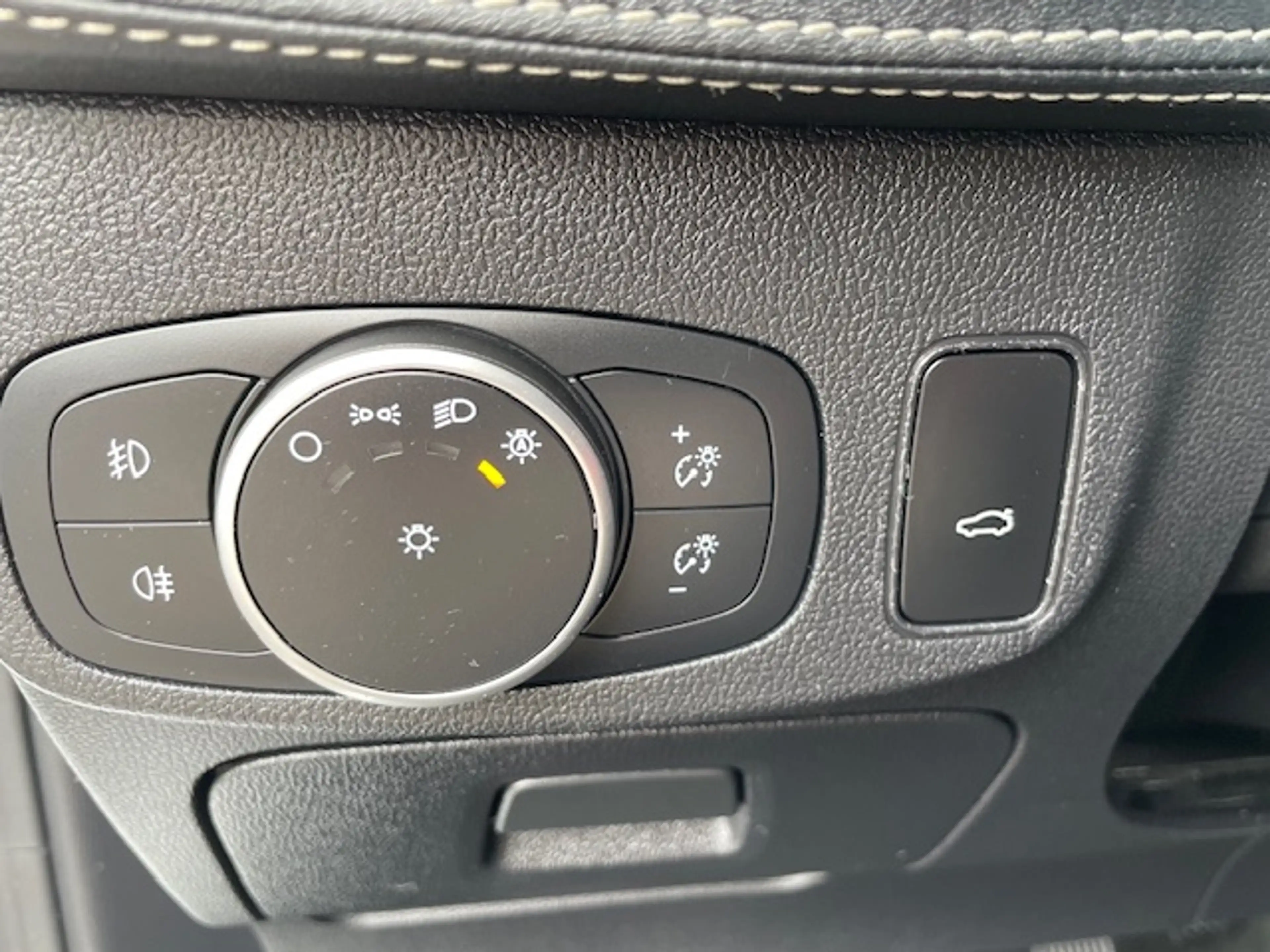 Ford Focus Vignale AHK, Standheizung — photo 9