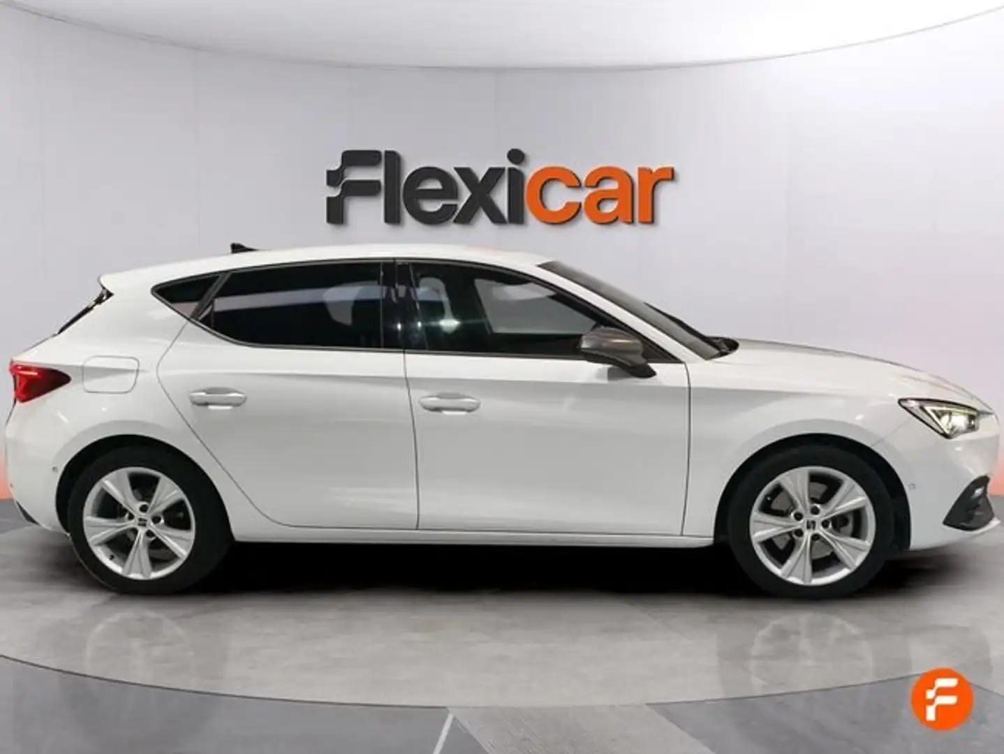 SEAT Leon 1.5 TSI S&S FR 150 Blanco - 2