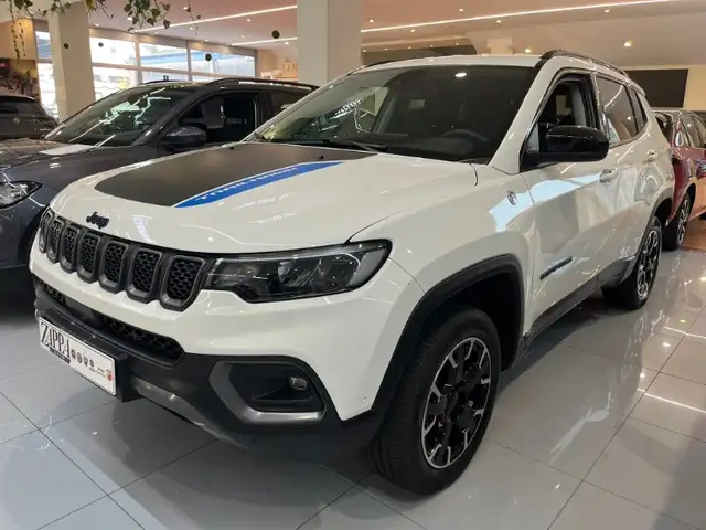 Jeep Compass 1.3 Turbo T4 PHEV Trailhawk