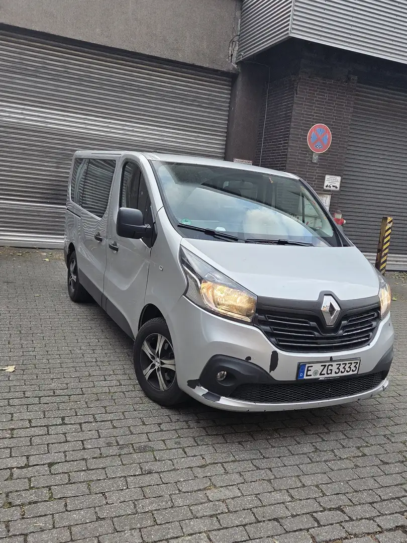 Renault Trafic L1H1 2,7t (8/9 Sitze) Expression - 2