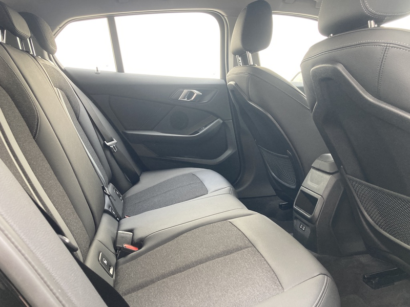 BMW 116 i /LED/Sportzetels/Apple-Android/.../2 Jaar Garantie — photo 15