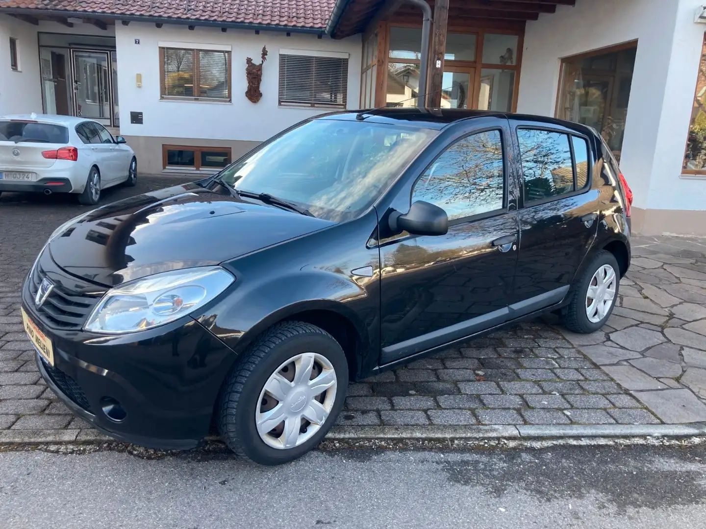 Dacia Sandero Live Siyah - 1