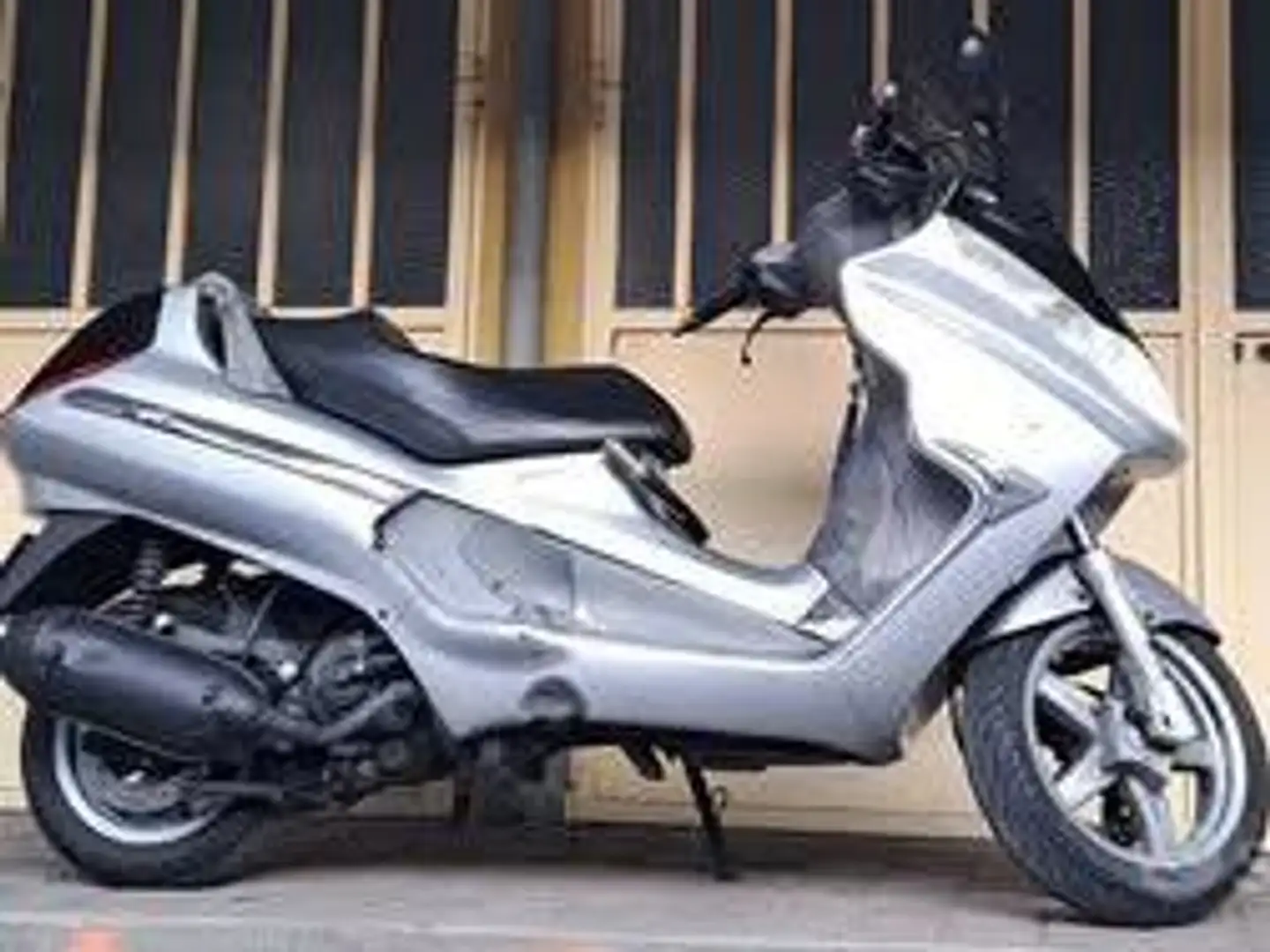 Piaggio X 8 M52100 Argintiu - 2