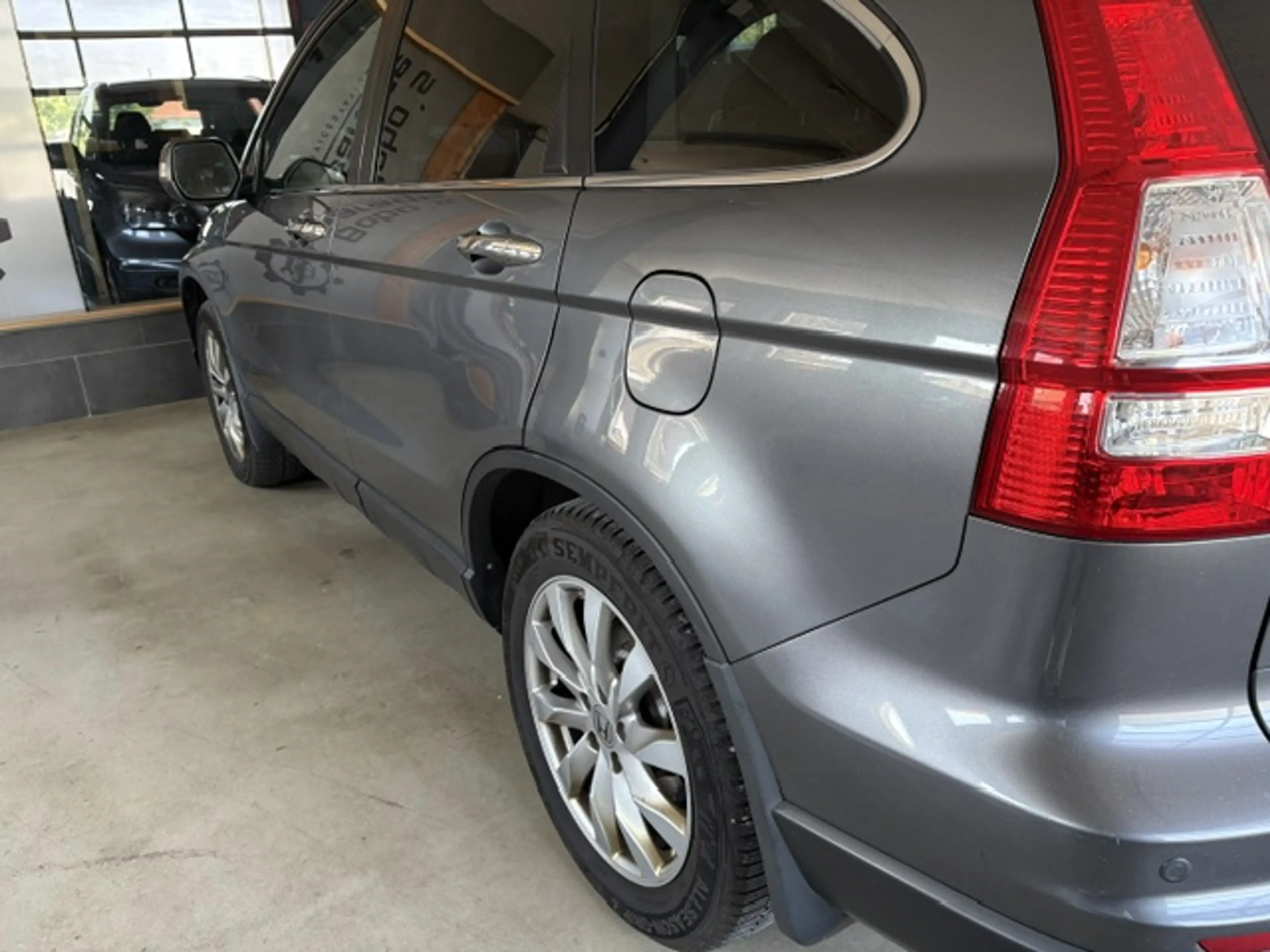 Honda CR-V Elegance~AHK~SHZ~Klimaauto~2xPDC~schöner Zustand~TÜV~nur 2 Vorbesitzer — photo 5