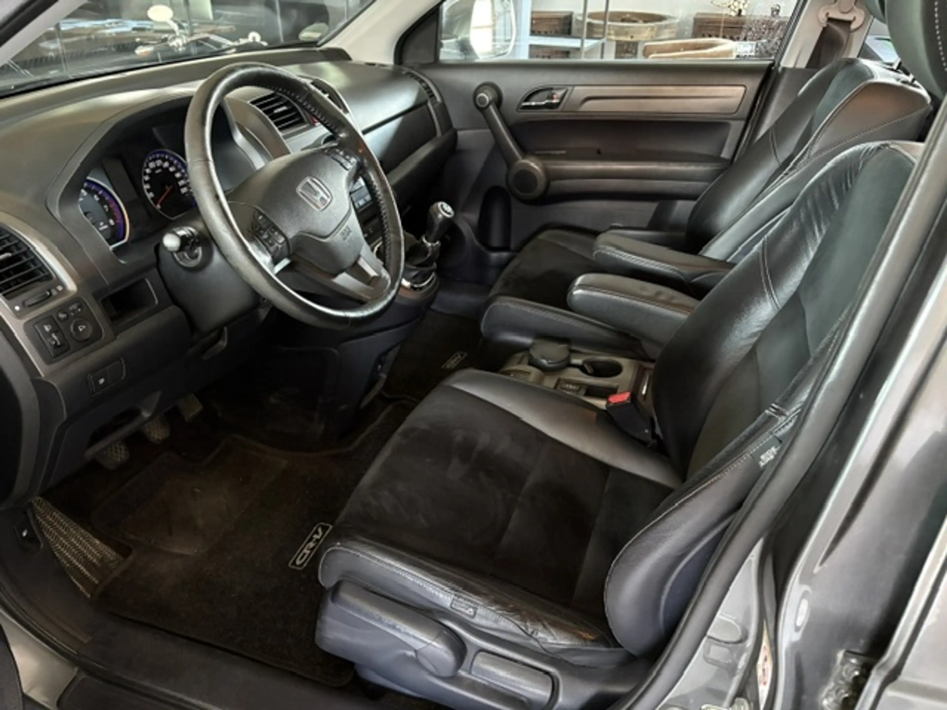 Honda CR-V Elegance~AHK~SHZ~Klimaauto~2xPDC~schöner Zustand~TÜV~nur 2 Vorbesitzer — photo 15