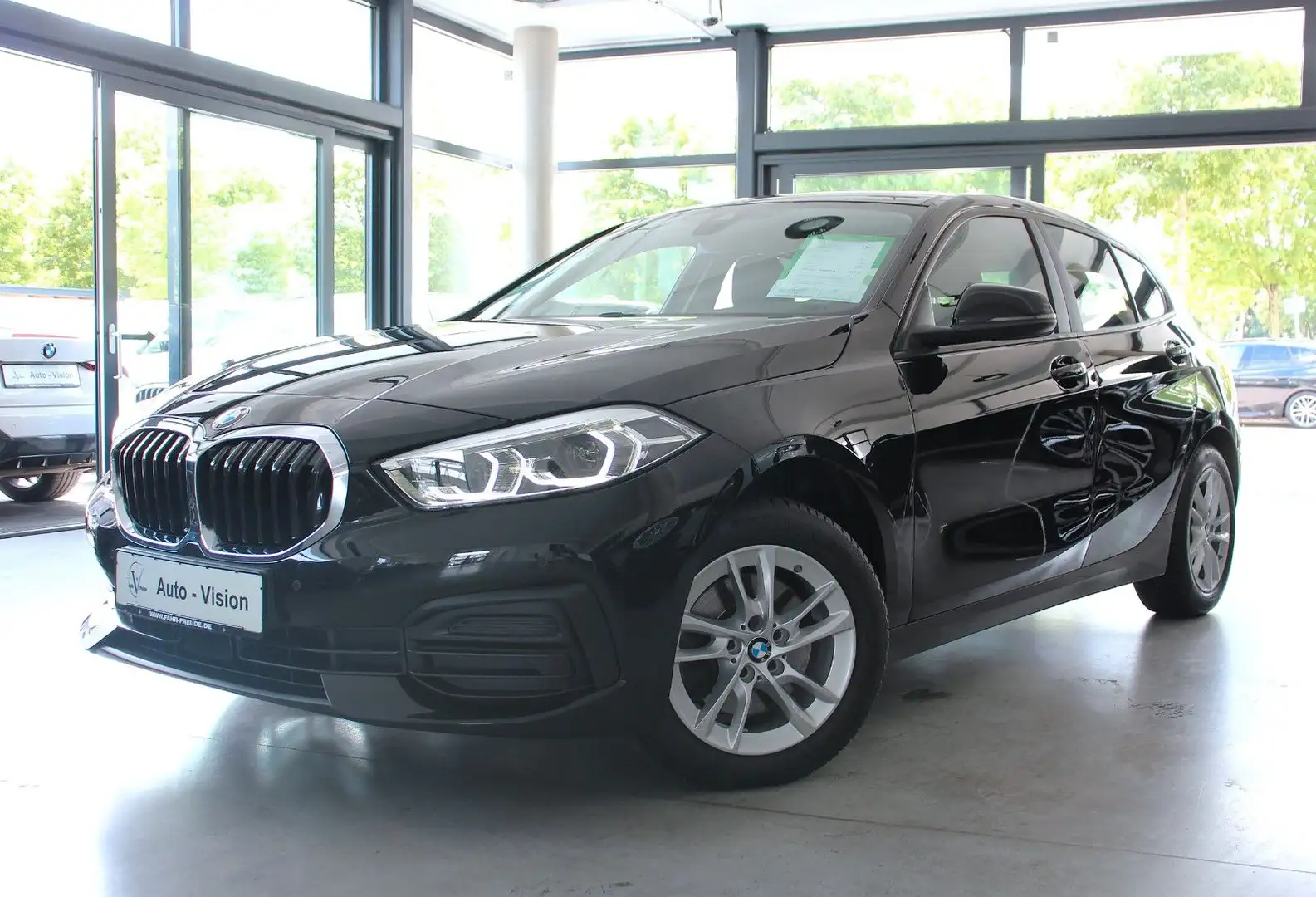 BMW 118 i (F40) Advantage *LED*AHK*Navi*Apple*Android Noir - 1