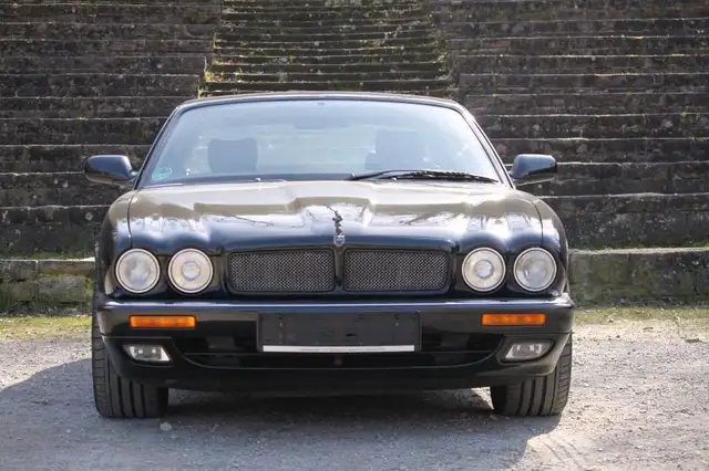 Jaguar XJR H-Zulassung mit 3 Jahren Garantie Top Zustand