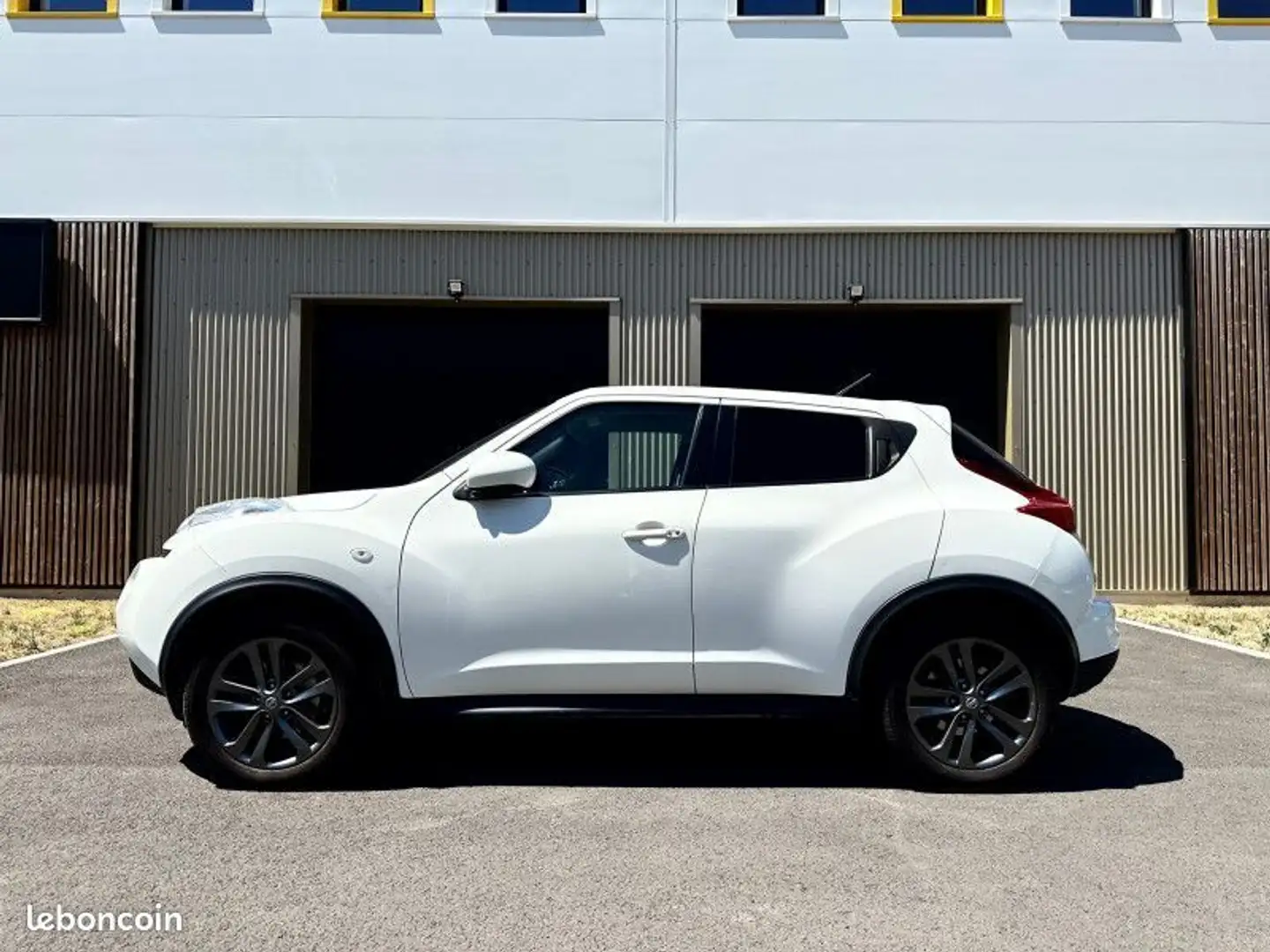 Nissan Juke 1.6 DIG-T 190CH TEKNA ALL-MODE 4X4-I M-CVT Blanc - 2