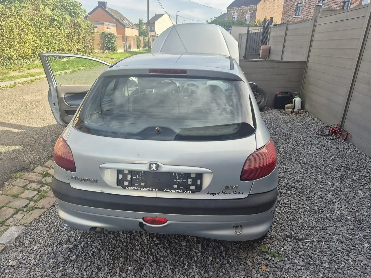 Peugeot 206 1.1i XR, foto 5