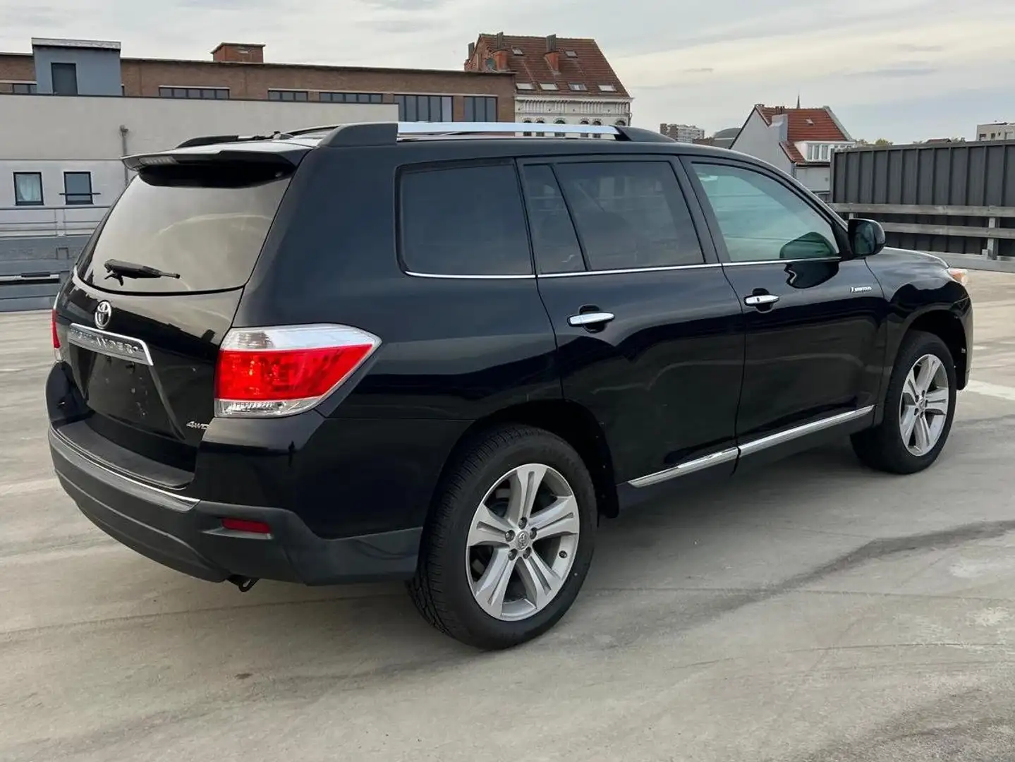 Toyota Highlander LIMITED-4WD-ONLY FOR EXPORT OUT OF EUROPE Noir - 2