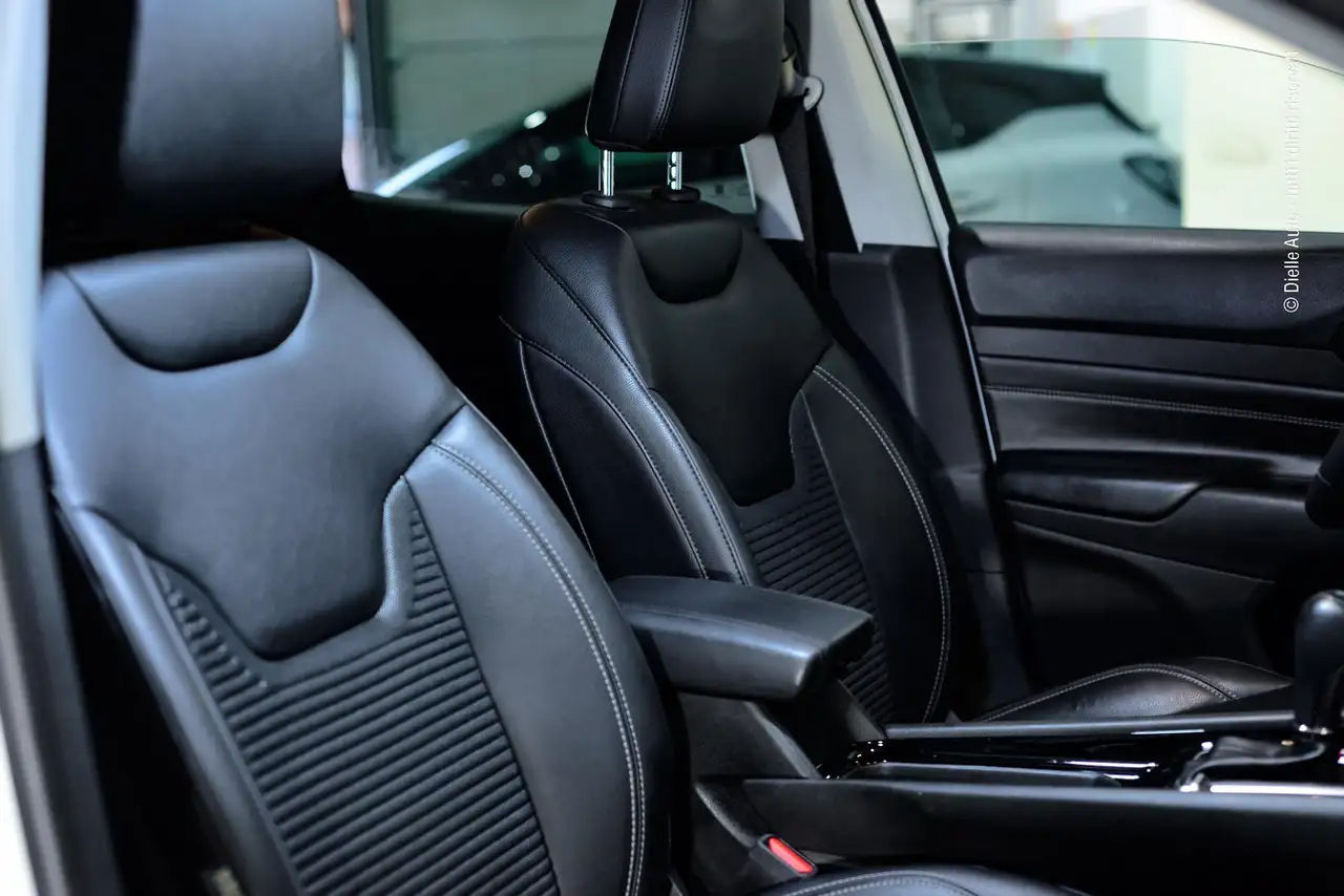 Jeep Compass Compass 1.3 turbo t4 phev Limited 4xe autocarro N1 5 posti 11