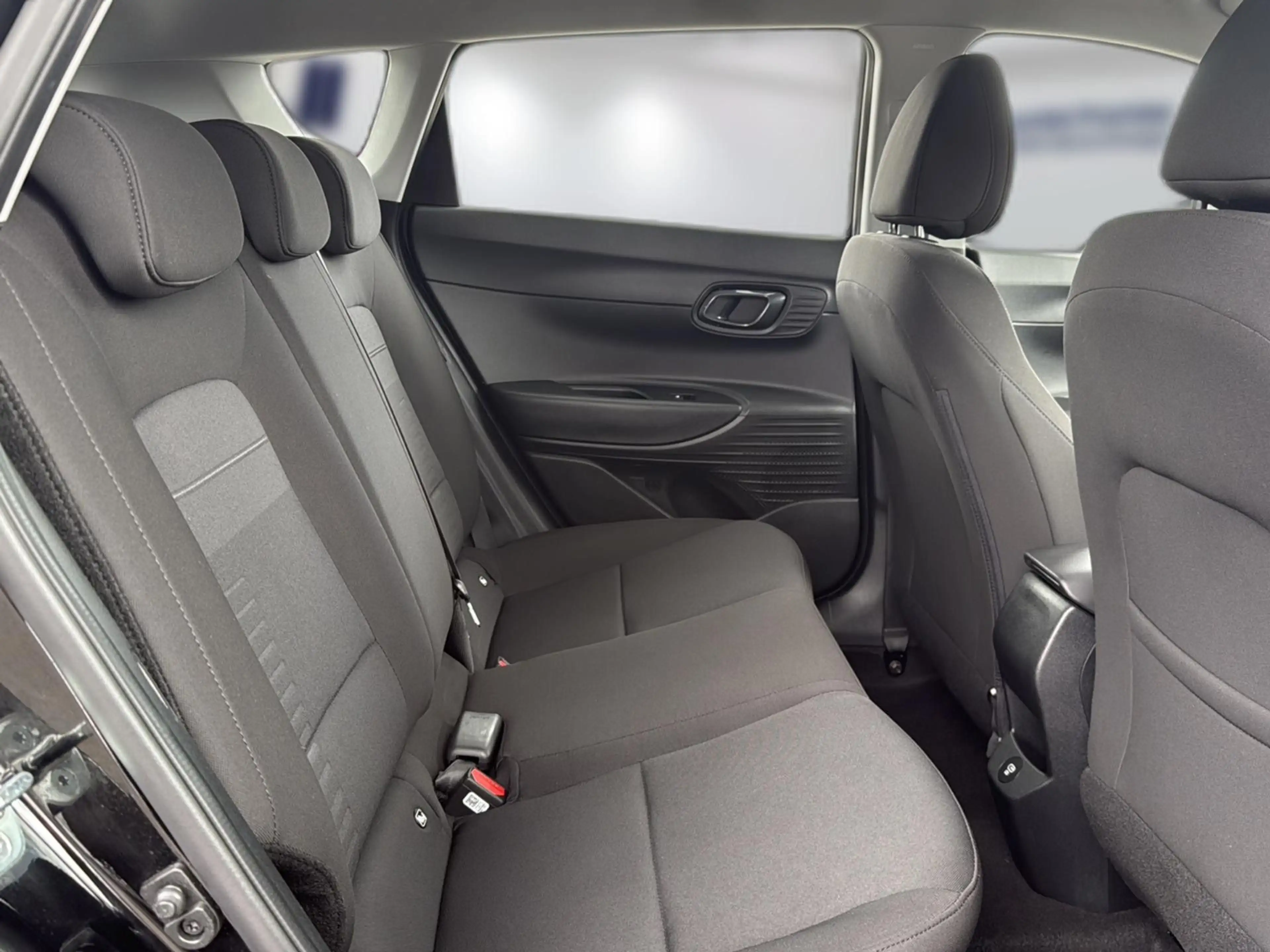 Hyundai BAYON MY25 1.0 T-GDi Trend SHZ v+h ALLWETTER LED — photo 12