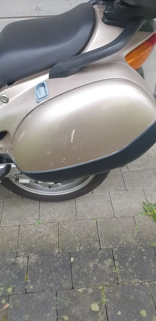 Honda NT 650 DAUVTLLE Beige - 2