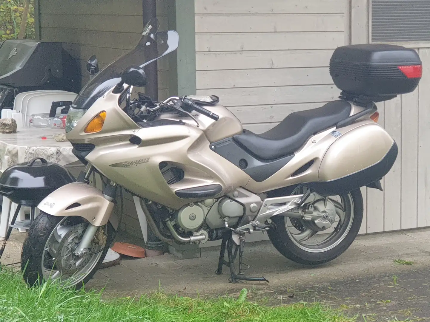 Honda NT 650 DAUVTLLE Beige - 1