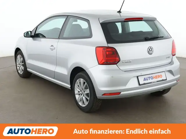 Volkswagen Polo view 4