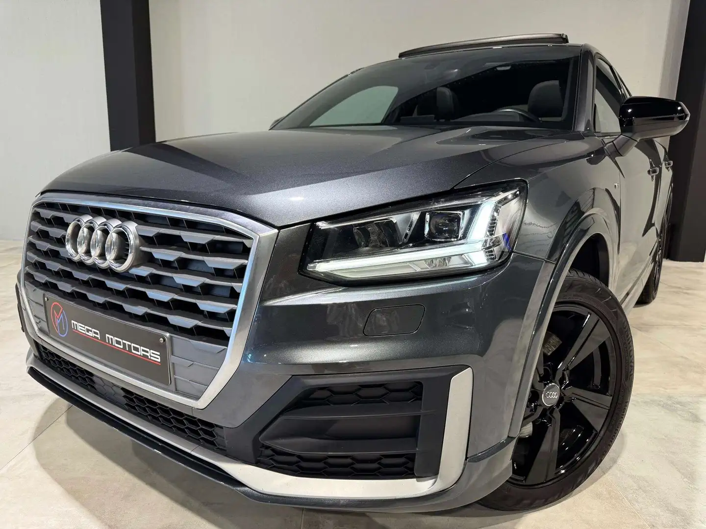 Audi Q2 S-LiNE\ 30TDi 116CV GRiS DAYTONA PANO NAVi CUiR ++ Gris - 1