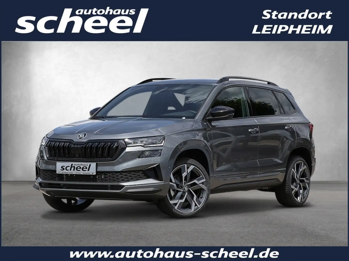 Skoda Karoq 1.5 TSI ACT Sportline 360 SpurH AHK DynLi Grijs - 1