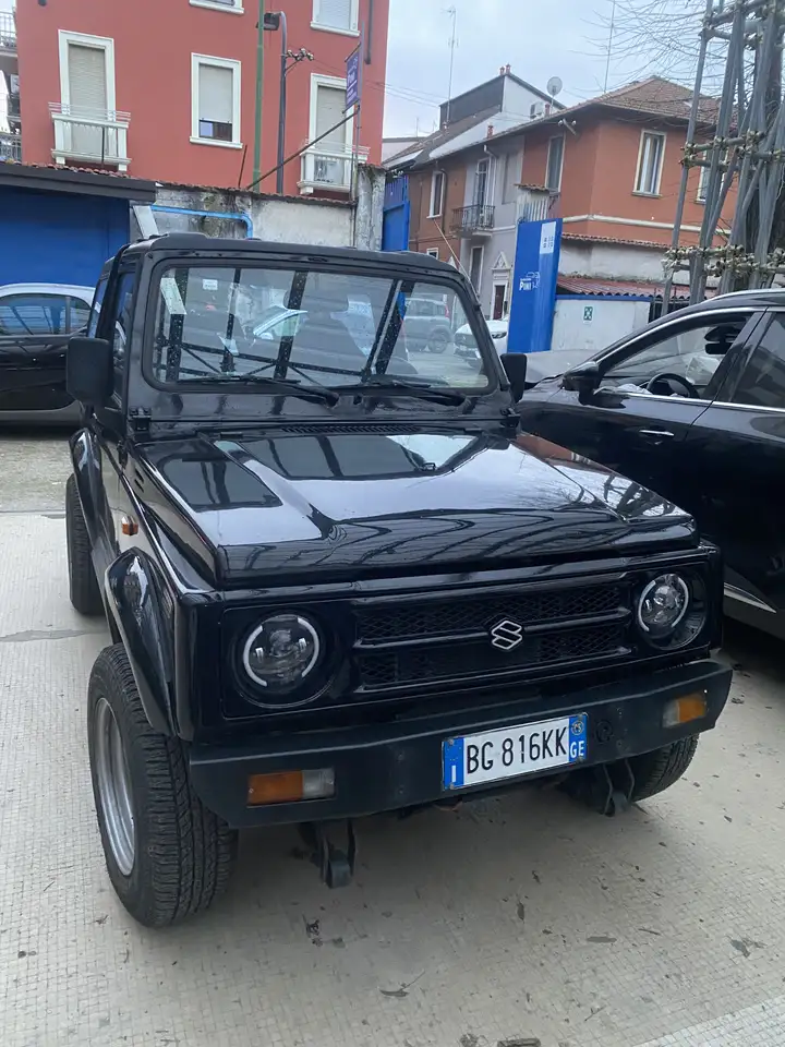 Suzuki Samurai