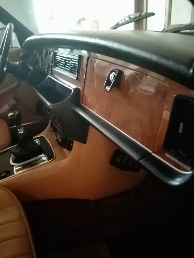 Jaguar XJ6 4.2 - 2
