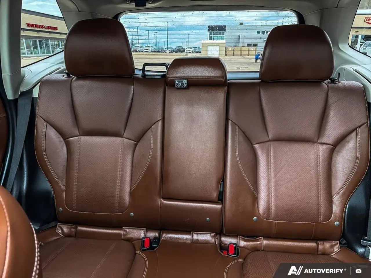 Subaru Forester снимка Subaru Forester