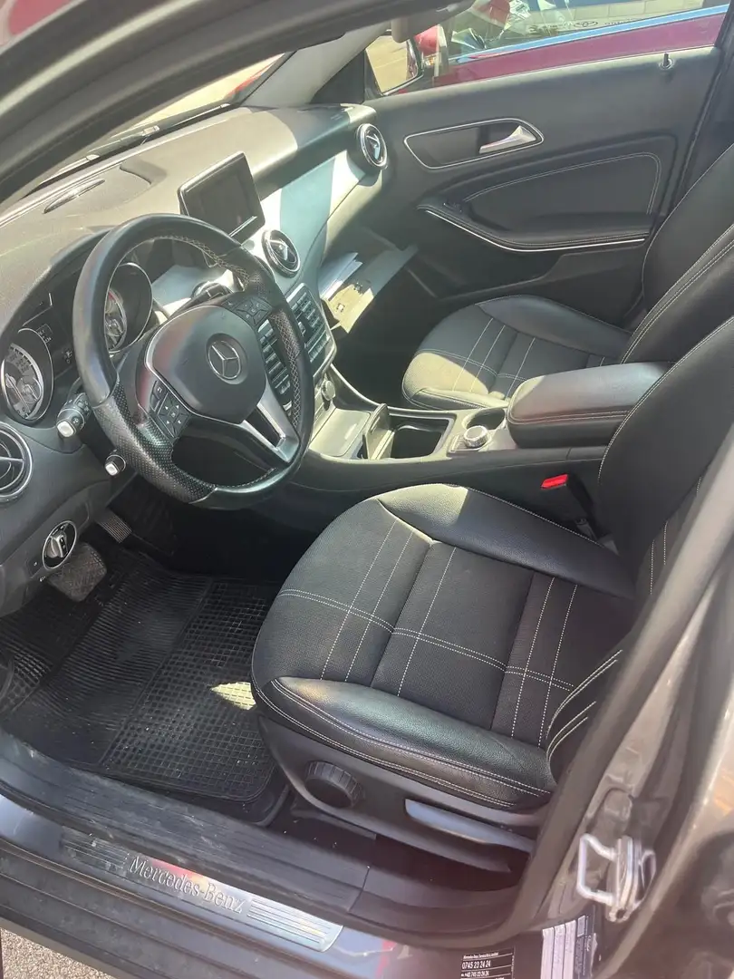 Mercedes-Benz GLA 200 d (cdi) Sport 4matic auto - 2