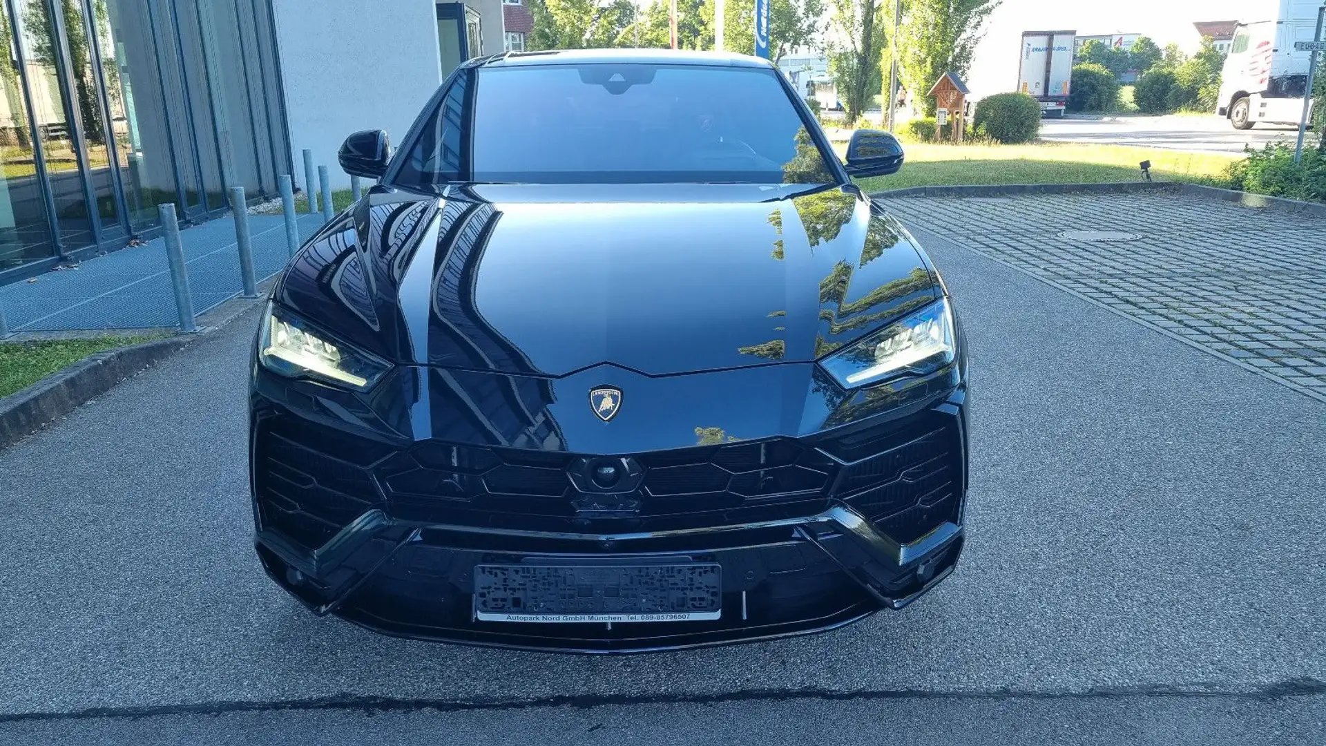 Lamborghini Urus 4.0 V8/23''/Pano/HUD/Anima/360 Schwarz - 2