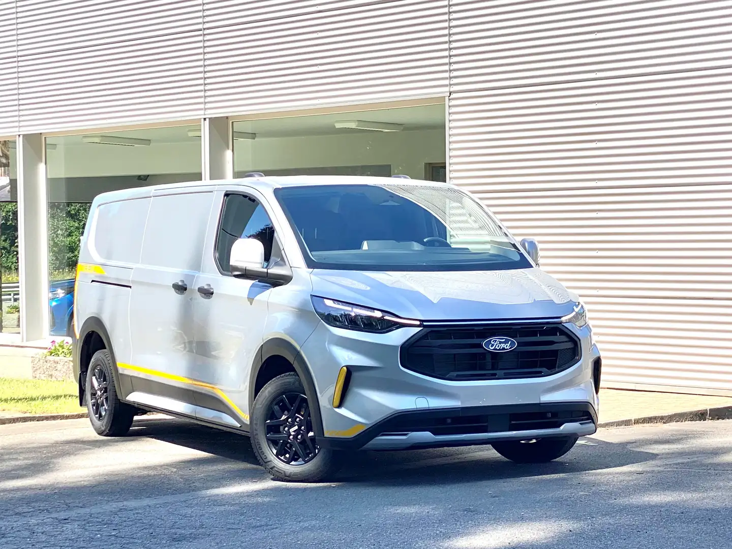 Ford Transit Custom TRAIL - L2 - 2.0L TD 170CH Auto 4WD + 2 Portes Lat Gris - 1