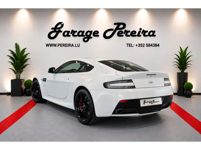 Aston Martin Vantage view 2